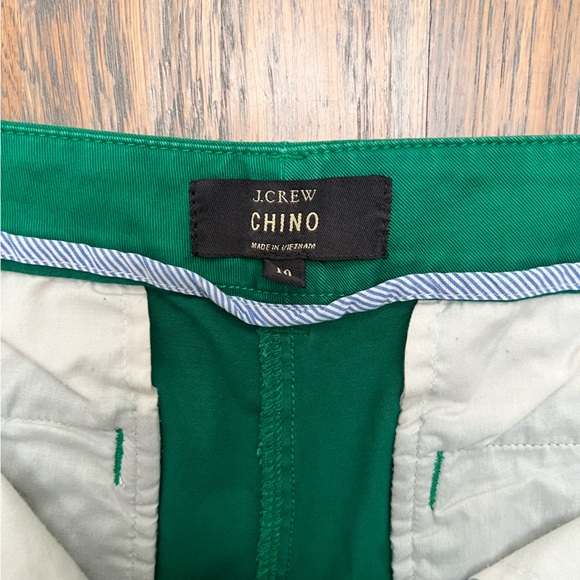 J. Crew 4” Green Chino Short - Picture 6 of 8